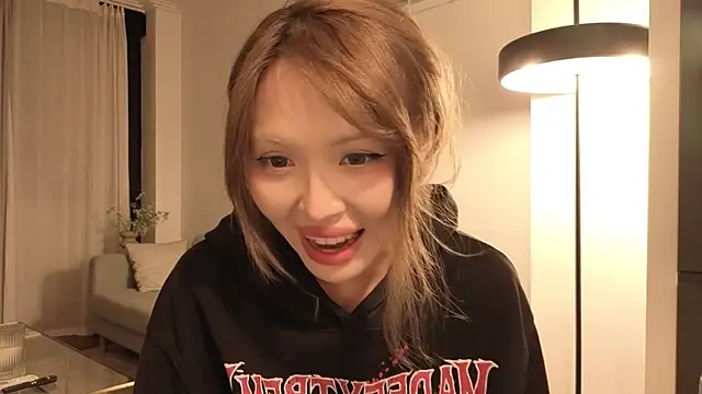 TammiLou online show from January 2026 06:35:02 PM