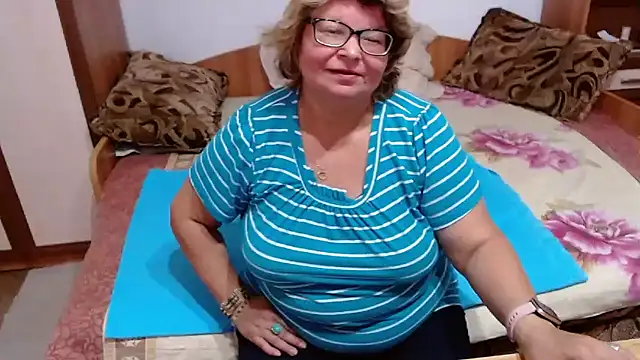 SweetMommaX online show from September 2025 10:15:02 AM