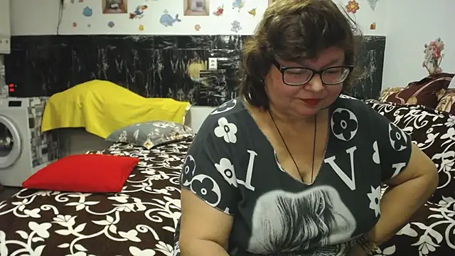 SweetMommaX online show from February 2026 07:02:02 PM