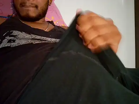 piratess online show from September 2025 08:15:02 PM