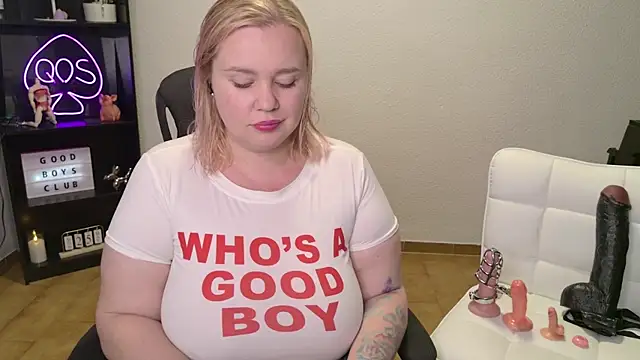 MargotGrey online show from May 2026 06:39:01 PM