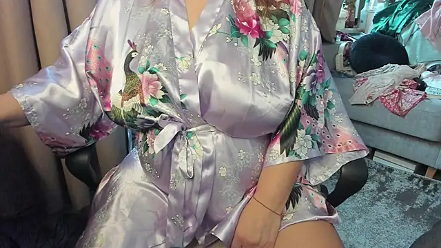 Snapshot of Anita-boobs chatting on November 2025 10:48:02 AM Anita-boobs online show from November 2025 10:48:02 AM