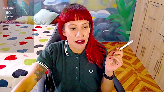 Eimy lorens online show from November 2025 05:57:01 PM