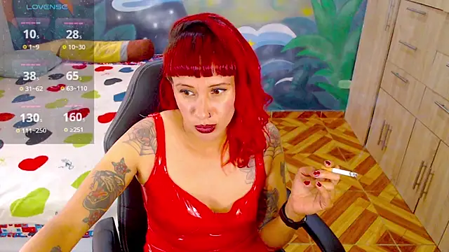 Eimy lorens online show from November 2025 05:46:02 PM