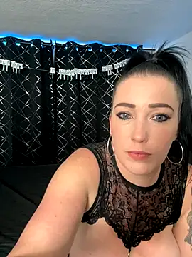 Snapshot of BonnyundClyde19 chatting on November 2025 02:00:01 PM BonnyundClyde19 online show from November 2025 02:00:01 PM