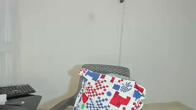 HUGEBOOBS MILF online show from February 2026 01:38:01 AM