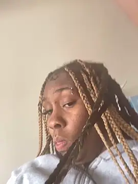 Snapshot of Foreignthababyy chatting on December 2025 03:44:02 PM Foreignthababyy online show from December 2025 03:44:02 PM