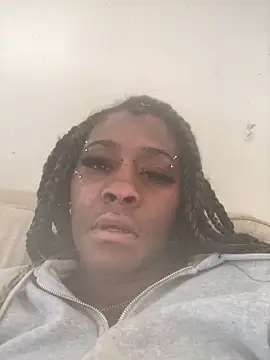 Snapshot of Foreignthababyy chatting on November 2025 02:17:02 PM Foreignthababyy online show from November 2025 02:17:02 PM