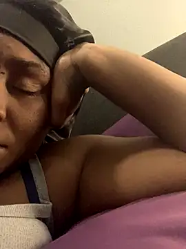 Snapshot of Foreignthababyy chatting on September 2025 10:41:02 AM Foreignthababyy online show from September 2025 10:41:02 AM