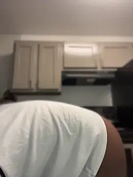 Foreignthababyy online show from April 2026 10:12:01 PM