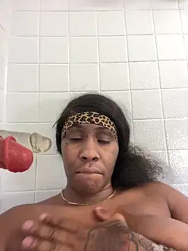 Foreignthababyy online show from April 2026 07:31:01 PM