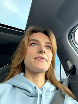 Snapshot of -AngelAri- chatting on November 2025 09:20:02 AM -AngelAri- online show from November 2025 09:20:02 AM