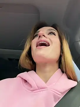 Snapshot of -AngelAri- chatting on November 2025 09:03:01 AM -AngelAri- online show from November 2025 09:03:01 AM