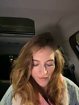 Snapshot of -AngelAri- chatting on November 2025 09:09:02 PM -AngelAri- online show from November 2025 09:09:02 PM