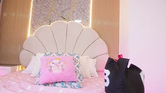 mssburbuja online show from November 2025 03:11:01 AM