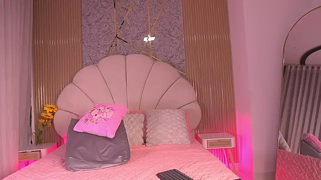 mssburbuja online show from May 2026 03:15:01 AM