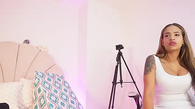 mssburbuja online show from October 2025 03:16:01 AM