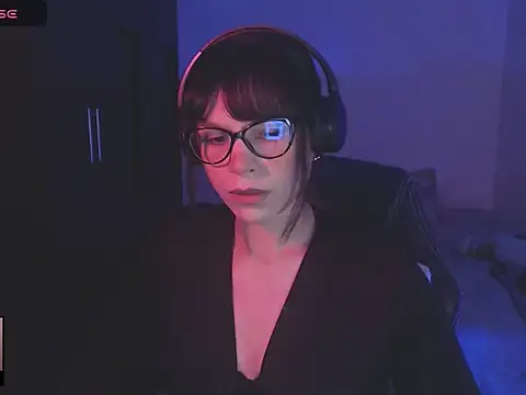 alien  show online show from May 2026 02:15:01 AM
