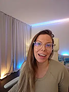 novaforyou1 online show from February 2026 02:37:01 PM