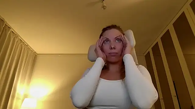 novaforyou1 online show from March 2026 08:58:02 PM