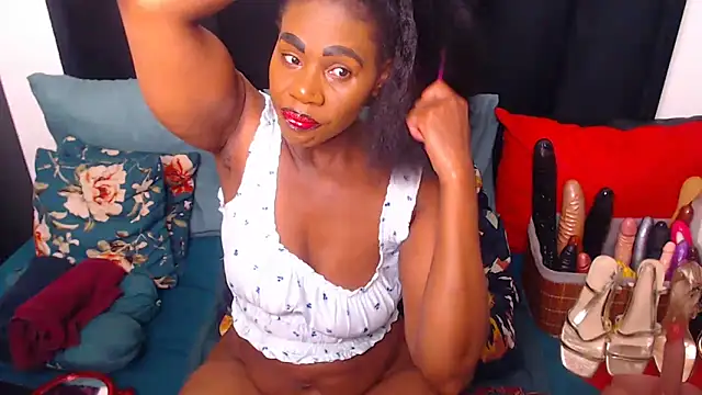 sexybootylicious online show from October 2025 01:35:02 PM