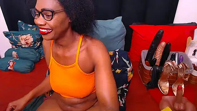 sexybootylicious online show from December 2025 05:44:01 AM