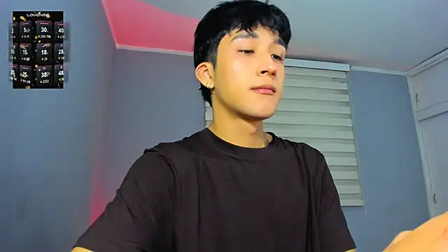 tom Howard online show from November 2025 01:43:02 AM