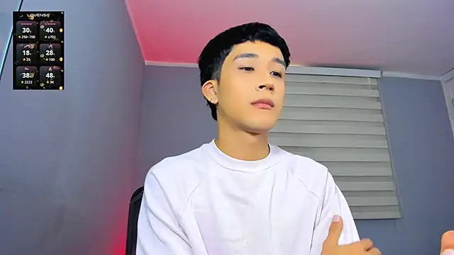 tom Howard online show from November 2025 08:57:02 PM