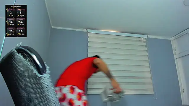 tom Howard online show from November 2025 06:44:01 PM