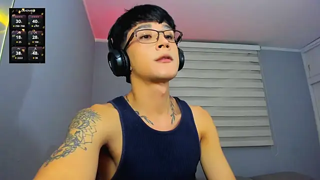 tom Howard online show from December 2025 06:13:01 AM