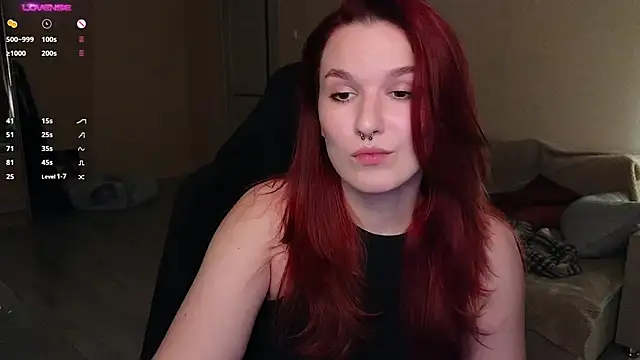Snapshot of Val_lava chatting on October 2025 07:14:01 PM Val lava online show from October 2025 07:14:01 PM