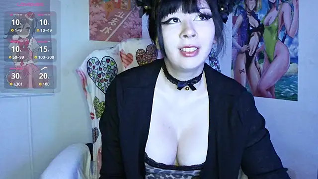 Haru Queenn online show from November 2025 10:57:02 PM