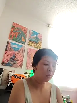 Haru Queenn online show from October 2025 09:03:01 PM