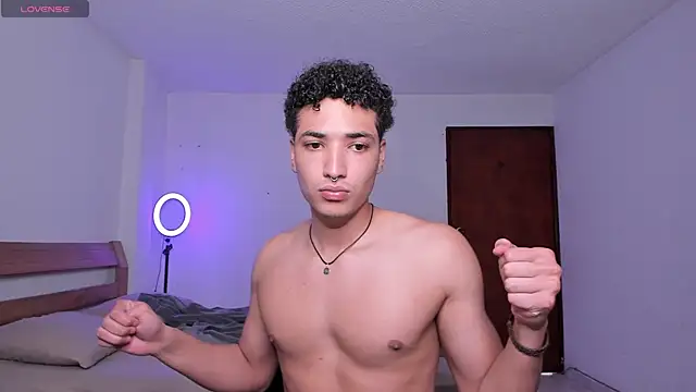 MitchellXD online show from December 2024 08:25:02 PM