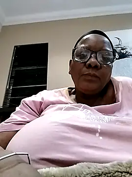 Snapshot of SEXYBOOBSNASS chatting on September 2025 09:09:01 PM SEXYBOOBSNASS online show from September 2025 09:09:01 PM