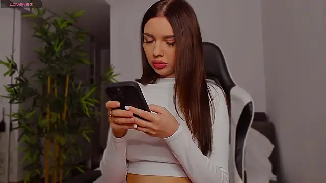 Jaylee Krys online show from October 2025 06:16:01 PM