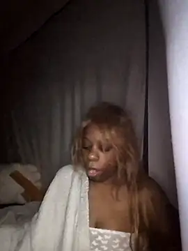 JadaSkyy online show from December 2025 01:27:01 PM