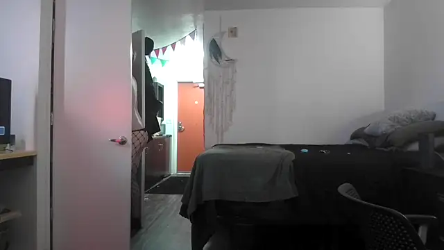 SilasRed online show from January 2025 08:21:01 PM