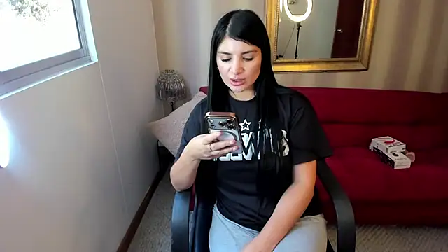 NicolettColin online show from February 2026 07:56:01 PM