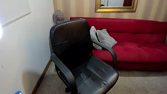 NicolettColin online show from April 2026 08:44:02 PM