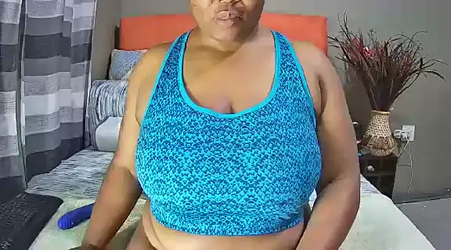 Snapshot of missboobsxx chatting on March 2025 04:33:02 PM missboobsxx online show from March 2025 04:33:02 PM