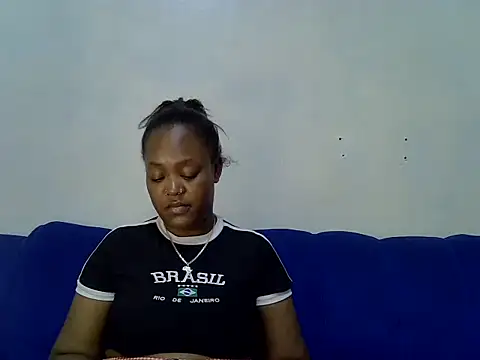 Snapshot of Spice202 chatting on October 2025 07:59:02 PM Spice202 online show from October 2025 07:59:02 PM