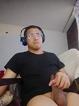 Mghty-cockl88 online show from January 2026 01:26:01 PM