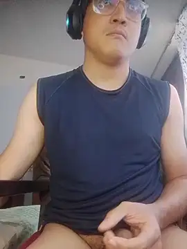 Snapshot of Mghty-cockl88 chatting on December 2025 02:27:02 PM Mghty-cockl88 online show from December 2025 02:27:02 PM