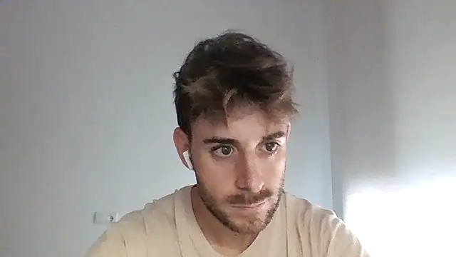 Snapshot of vargas90 chatting on October 2025 08:47:02 AM vargas90 online show from October 2025 08:47:02 AM