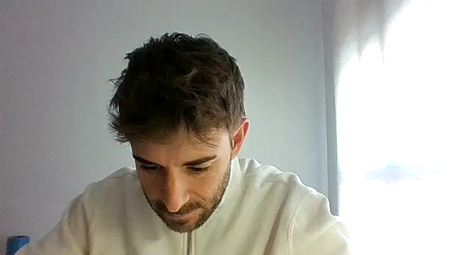 Snapshot of vargas90 chatting on December 2025 11:23:02 AM vargas90 online show from December 2025 11:23:02 AM