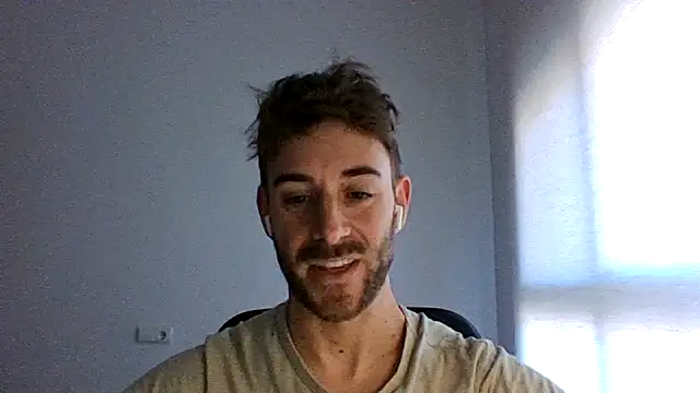 Snapshot of vargas90 chatting on November 2025 11:47:01 AM vargas90 online show from November 2025 11:47:01 AM