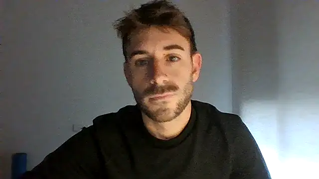 Snapshot of vargas90 chatting on December 2025 11:33:02 AM vargas90 online show from December 2025 11:33:02 AM