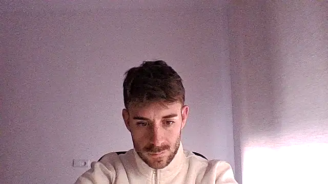 Snapshot of vargas90 chatting on November 2025 10:30:01 AM vargas90 online show from November 2025 10:30:01 AM