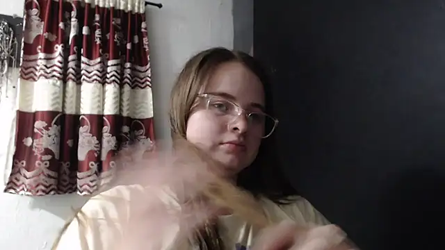 HellenMiyer1111 online show from November 2025 06:01:01 PM